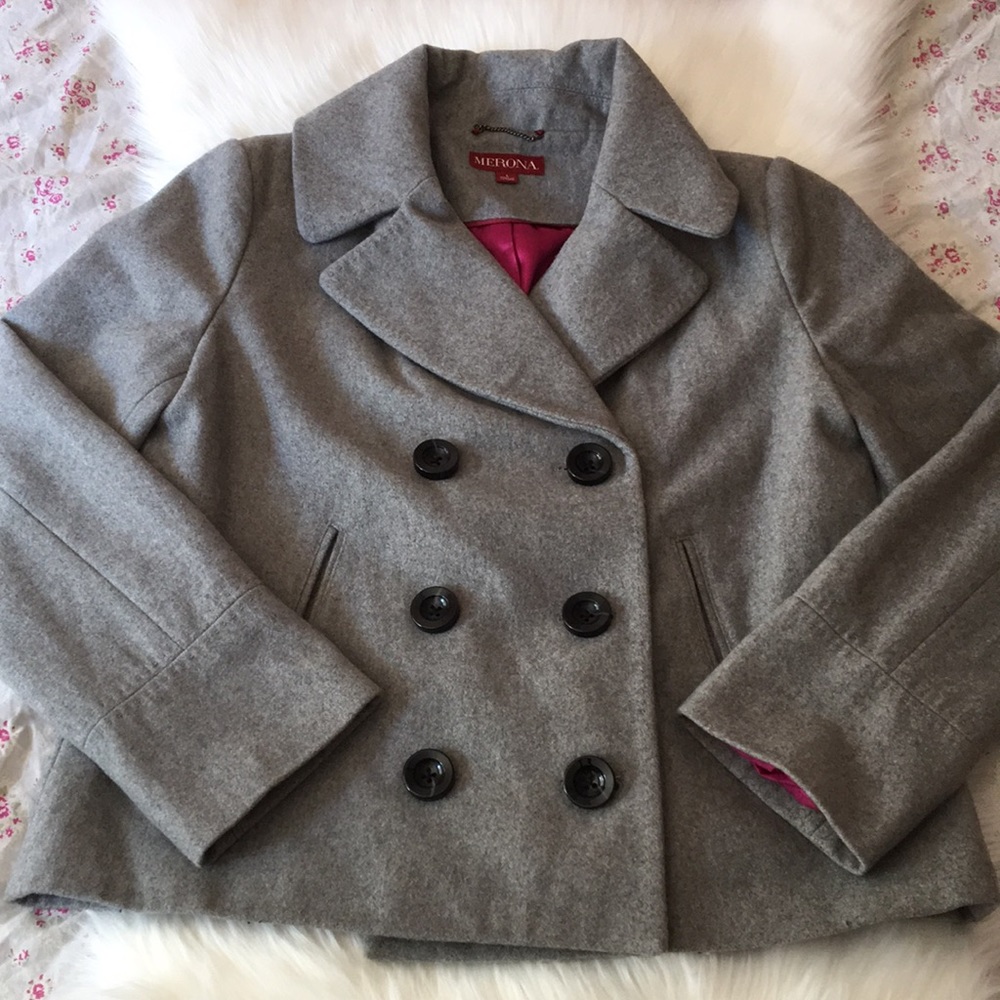 🖤NWOT Classy Pea Coat!